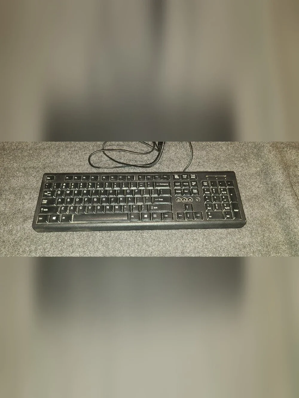 Genuine HP USB Wired PC Computer Keyboard W/ Risers Model SK-2085 Black Tested